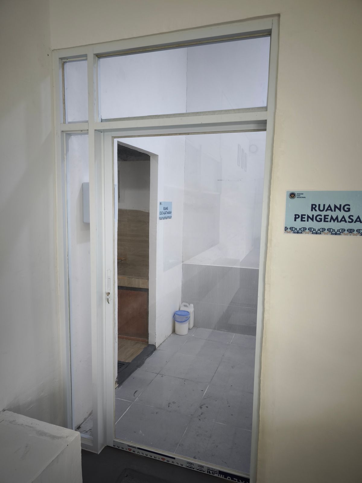 Pintu Kaca Tabrani Ahmad - Dokumentasi Proyek